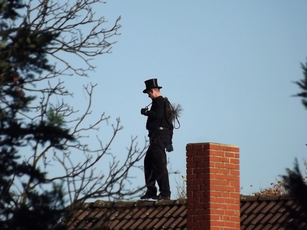 chimney-sweep-647678_1920-1024x768